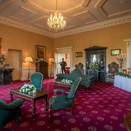 Dundrum House Hotel, Golf & Leisure Resort 외부 사진